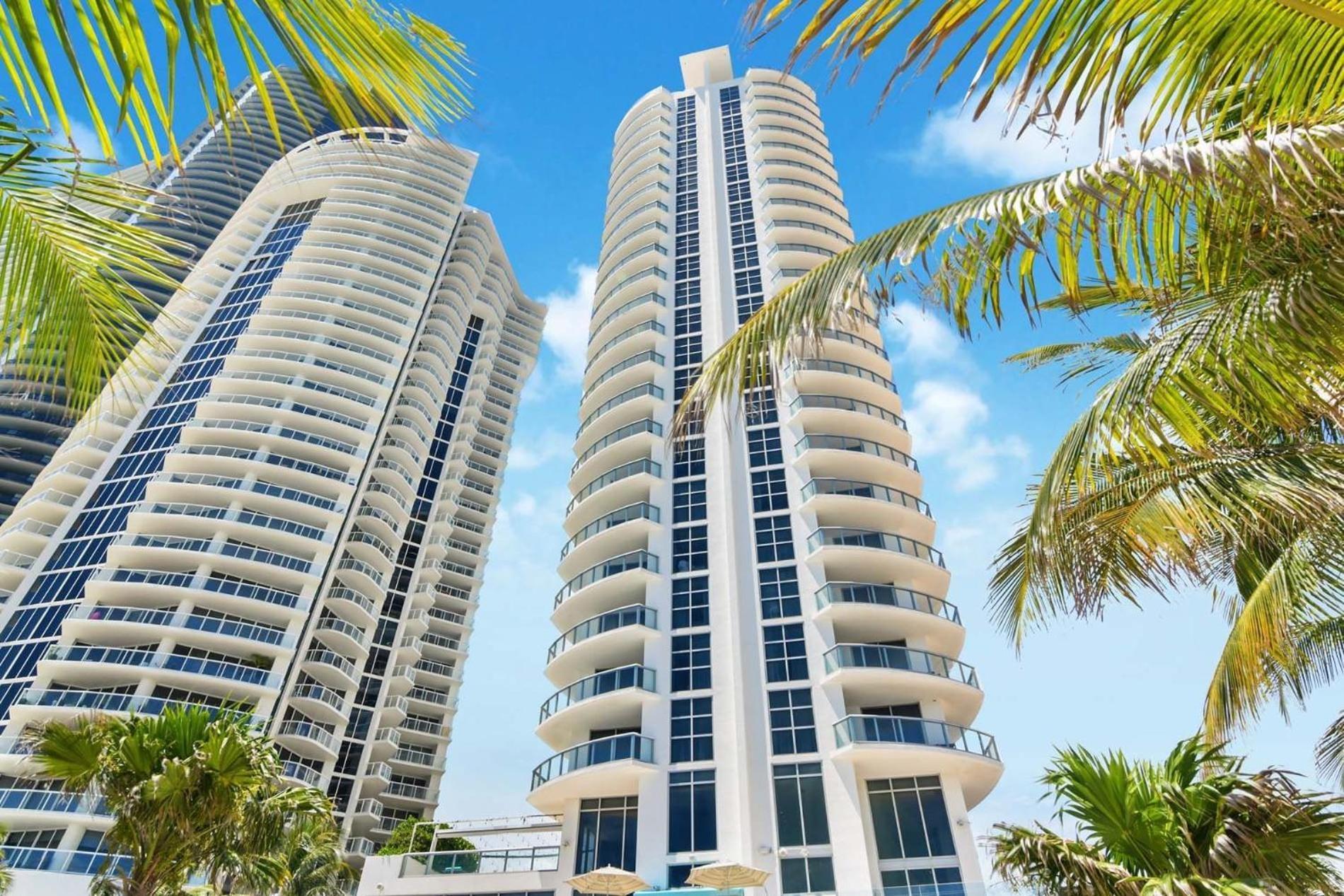 Above It All - A Luxurious Penthouse With High Ceilings Sunny Isles Beach Exterior photo